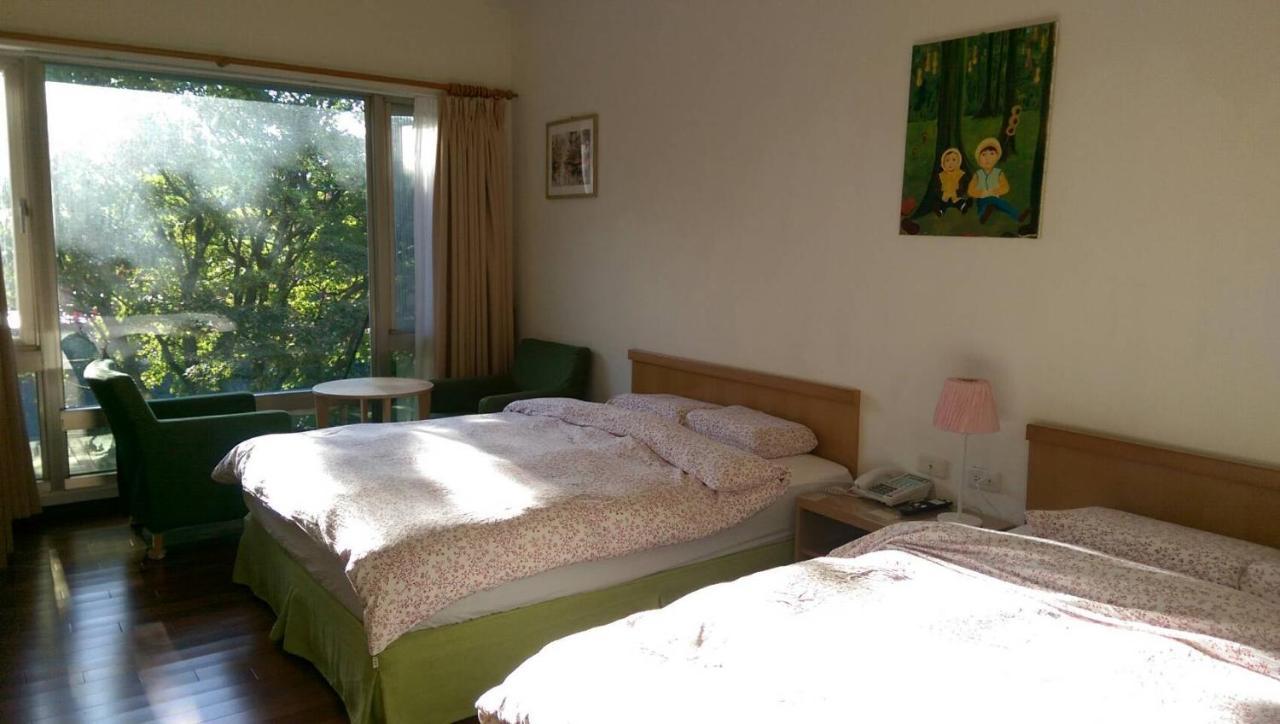 Rainbow Bridge B&B Sanzhi Екстериор снимка